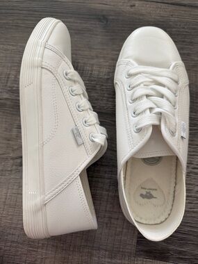 Rocket Dog White Low-Top Lace-Up Sneakers 7